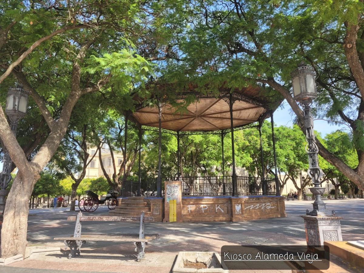 Jerez Centro Historico Apartment เฮเรซ เด ลาฟรอนเตรา ภายนอก รูปภาพ