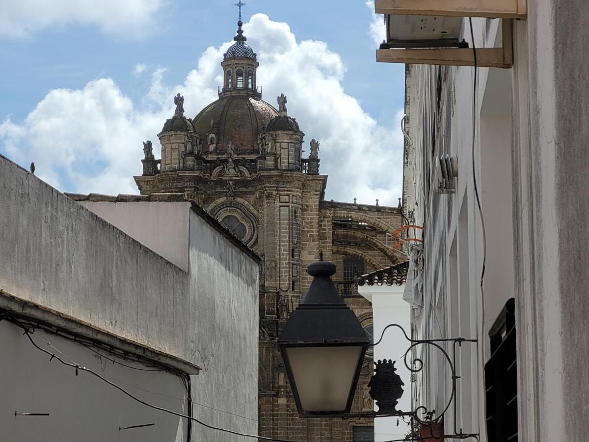 Jerez Centro Historico Apartment เฮเรซ เด ลาฟรอนเตรา ภายนอก รูปภาพ