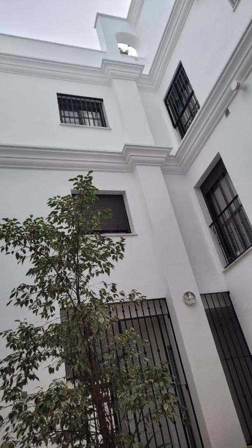 Jerez Centro Historico Apartment เฮเรซ เด ลาฟรอนเตรา ภายนอก รูปภาพ